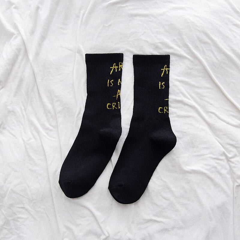 Art Is Not a Crime Print Cotton Socks color: black 