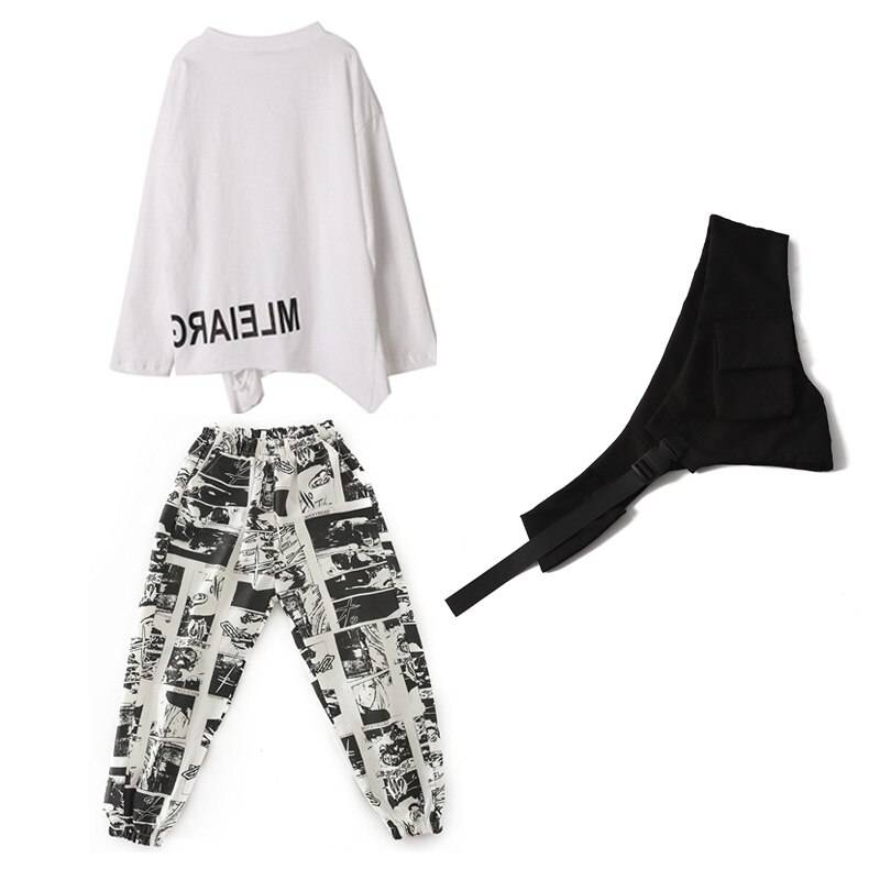 Boy’s Manga Print Techwear Shirt and Jogger Pants Set color: vest shirt pants size: 110 