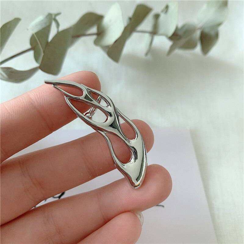 European and American niche design metal flame-shaped personal ear bone clip net red ins tide couple wild earrings jewelry 