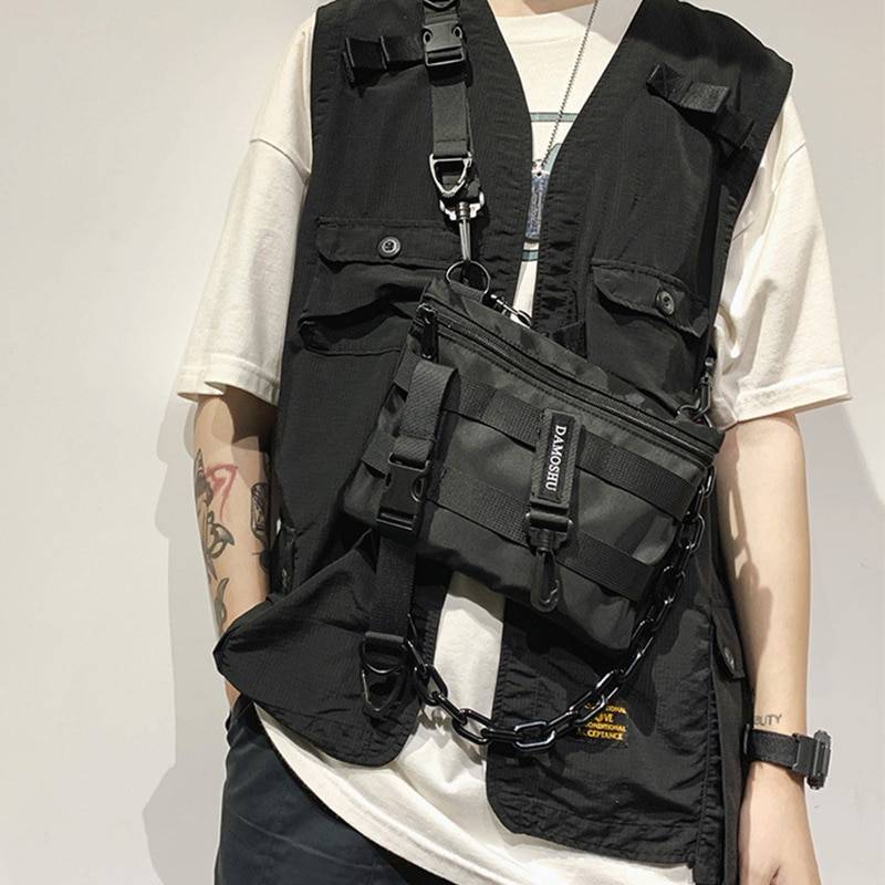 Functional Tactical Chest Bag For Men Fashion Bullet Hip Hop Vest Streetwear Bag Waist Pack female Black Wild Chest Rig Bag 