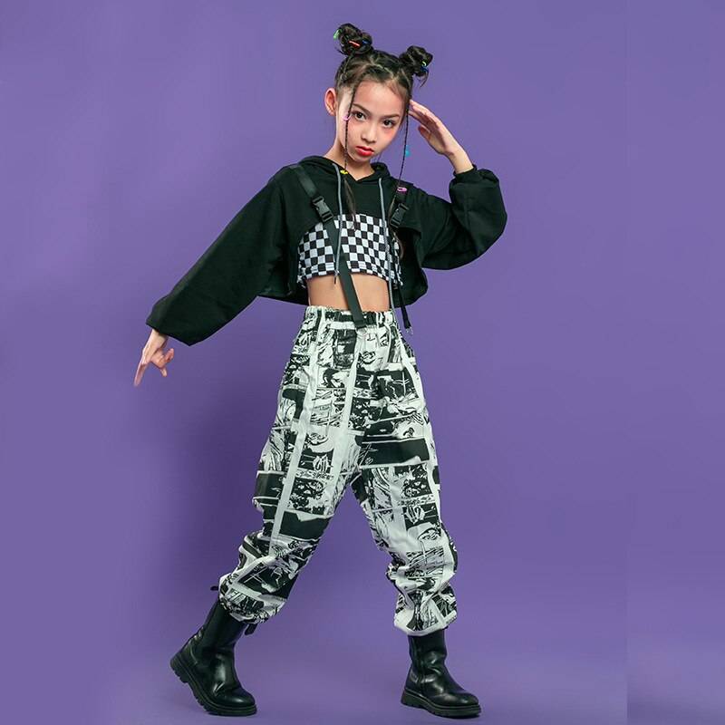 Girl&#8217;s Manga Print Techwear Crop Top and Jogger Pants Set 