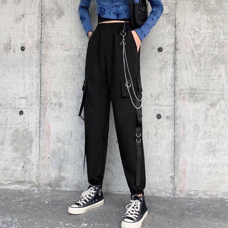 Gothic Women Black Cargo Pants Harajuku Punk Chain Trousers Female Hip Hop Mall Goth Streetwear Techwear Egirl Grunge Women's Techwear Cargo Pants Women's Techwear Pants Black Techwear Cheap Techwear Techwear Fashion &amp; Clothing Techwear for Girls Techwear for Women 