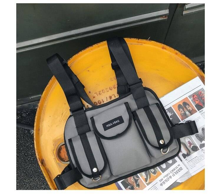 Men Tactical Shoulder Bags Chest Rig Bag Hip Hop Streetwear Men Functional Waist Packs Adjustable Pockets Waistcoat Kanye West color: Gray 