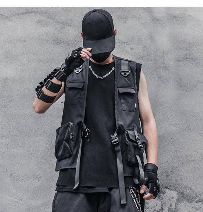 Men&#8217;s Solid Black Cargo Techwear Vest 