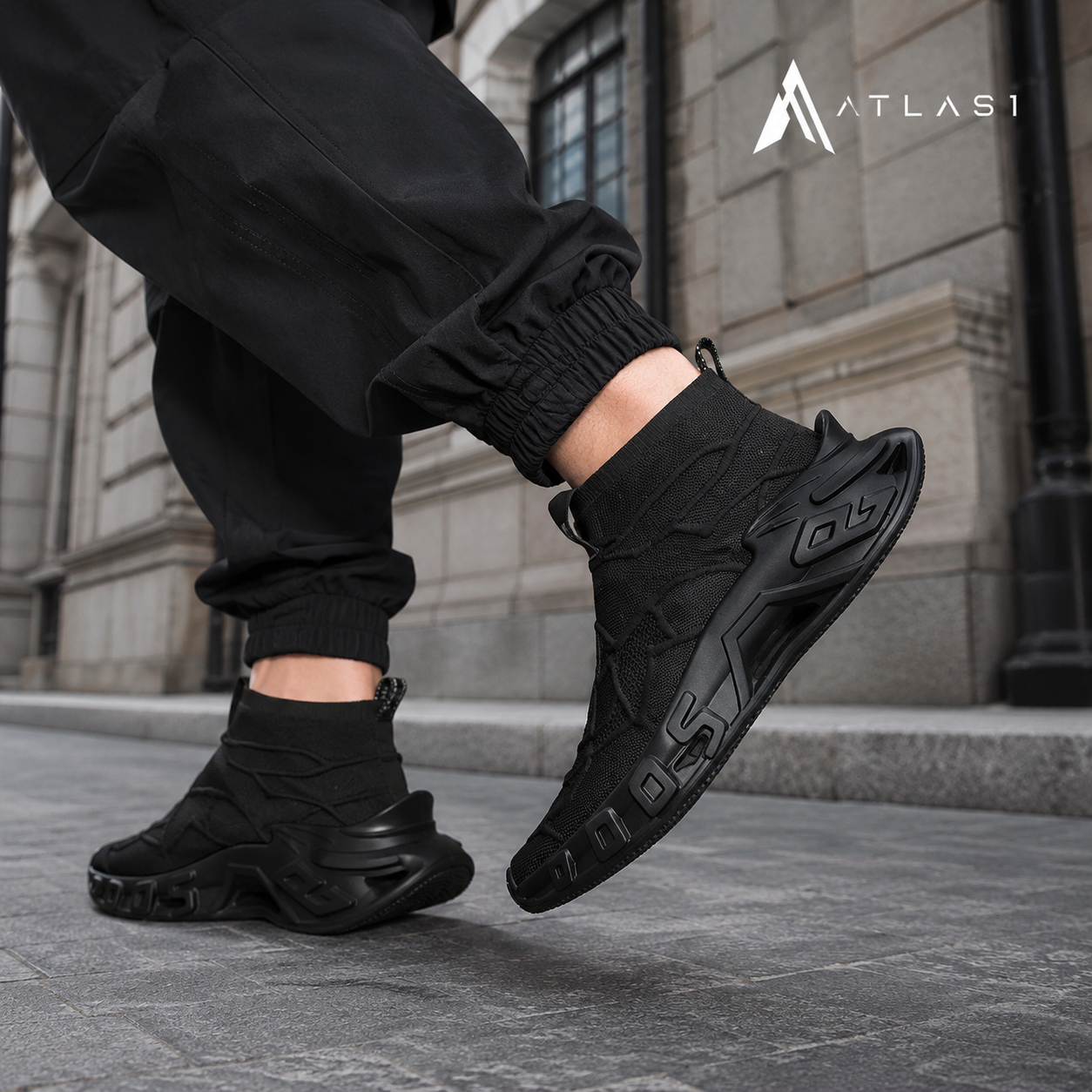 Men’s High-Top Outdoor Sports Shoes
