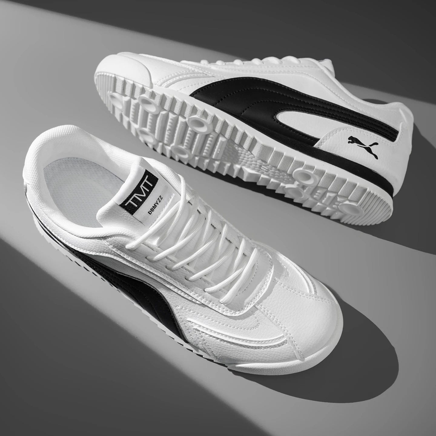 Men's Techwear Lightweight Sports Running Sneakers