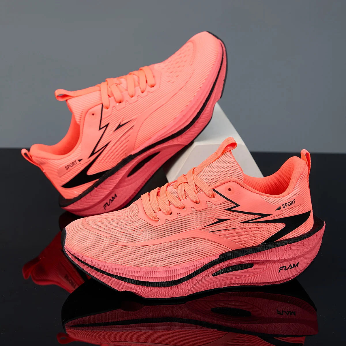 Men's Techwear Lightweight Sports Running Sneakers