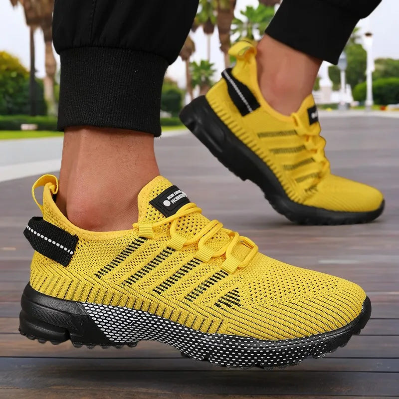 Men's Techwear Thick Sole Breathable Running Sneakers