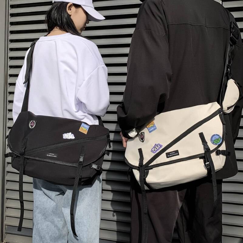 Unisex Large Capacity Students Single Shoulder Bag Nylon Waterproof Messenger Bag Teenagers Campus Bookbag Casual Solid New 