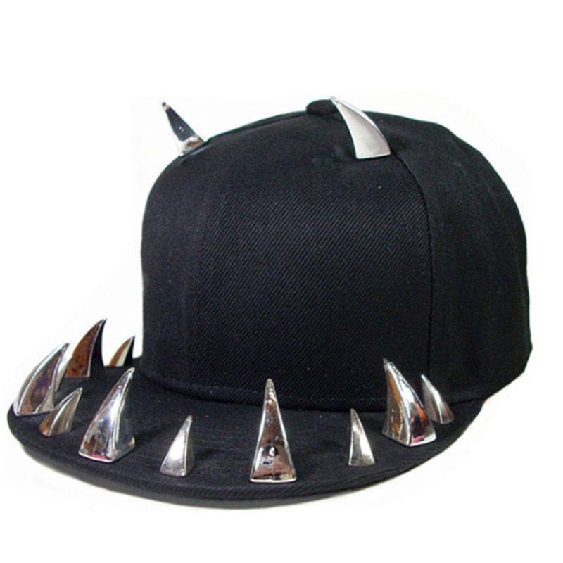 Unisex Punk Gothic Ox Horn Rivets Baseball Cap Hip Hop Street Flat-Brimmed Studs Adjsutable Snapback Hat Festival Party color: 1 