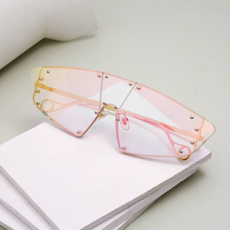 Vintage Sunglasses Women 2019 Cat Eye Rimless Sun Glasses Men Luxury Brand Designer Sunglasses Rivet One Piece Eyewear 