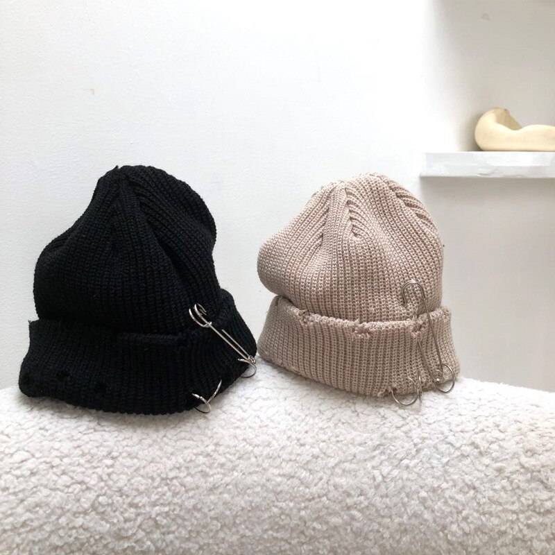 Winter Punk Harajuku Hole Skullies Women Warm Fashion Knitted Hat Autumn Hip hop Beanies Unisex Basic Cap PJ388 