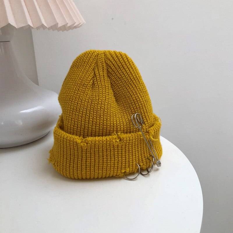 Winter Punk Harajuku Hole Skullies Women Warm Fashion Knitted Hat Autumn Hip hop Beanies Unisex Basic Cap PJ388 color: Yellow size: One Size 