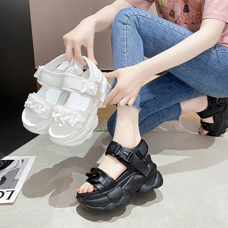 B00STS© Women's Chunky Platform Casual Techwear Sandals — Buckle as a functional detail