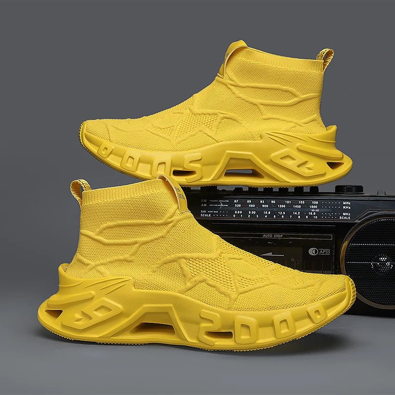 Zapatillas Deportivas de Caña Alta para Exterior — Hombre — Forma de punta redondeada