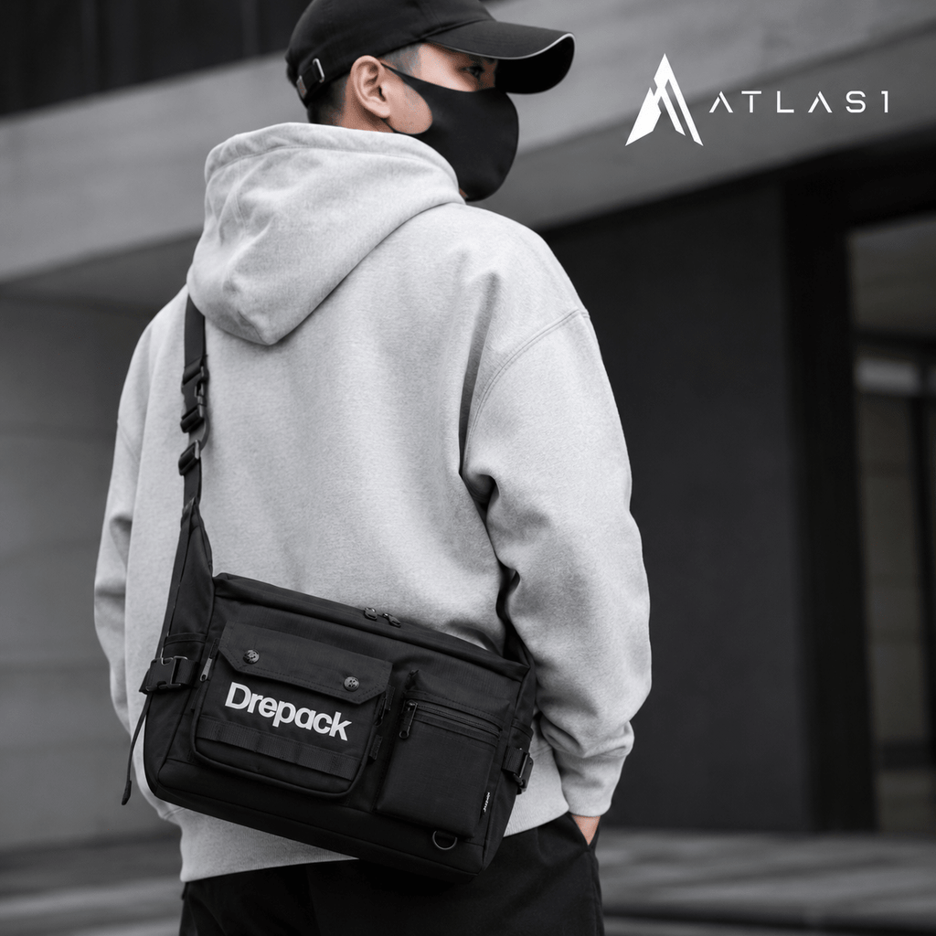 Men's Multi-Pocket Black Techwear Crossbody Bag - ATLAS 1