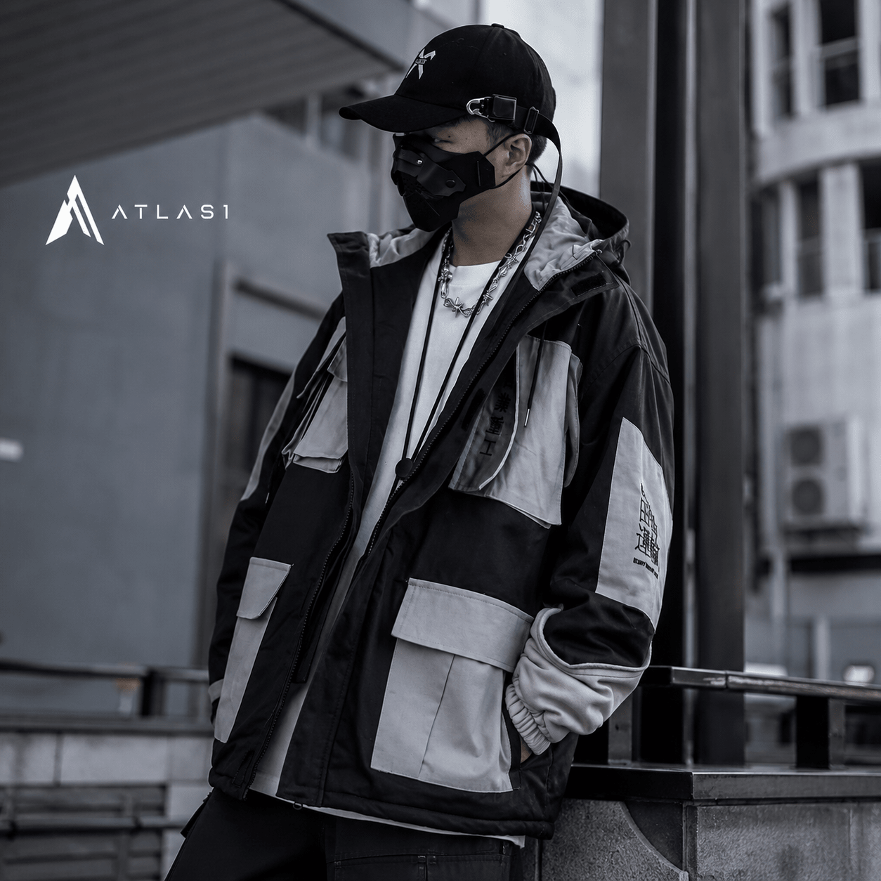 Men's Patchwork Oversized Padded Techwear Windbreaker - ATLAS 1