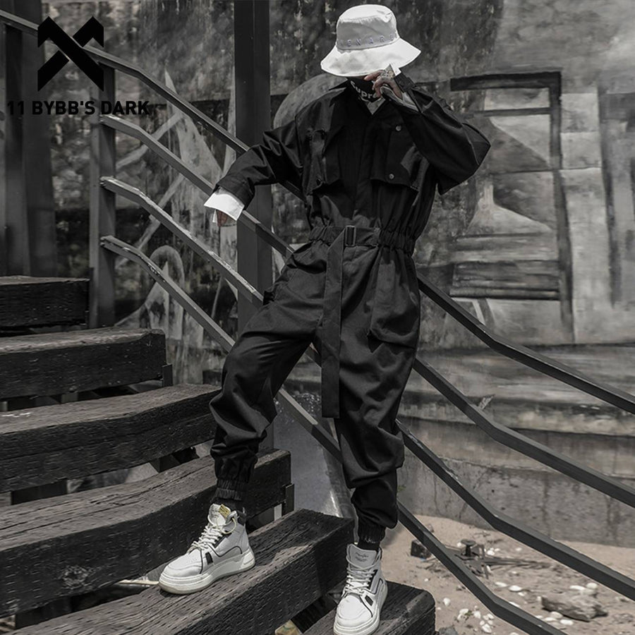 男款纯黑多口袋 techwear 连体裤 — 多个独立隔间
