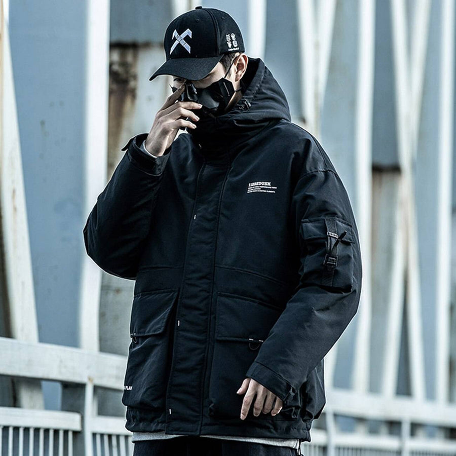Pánská jednobarevná černá prošívaná techwear větrovka — Tkanina ze směsi bavlny
