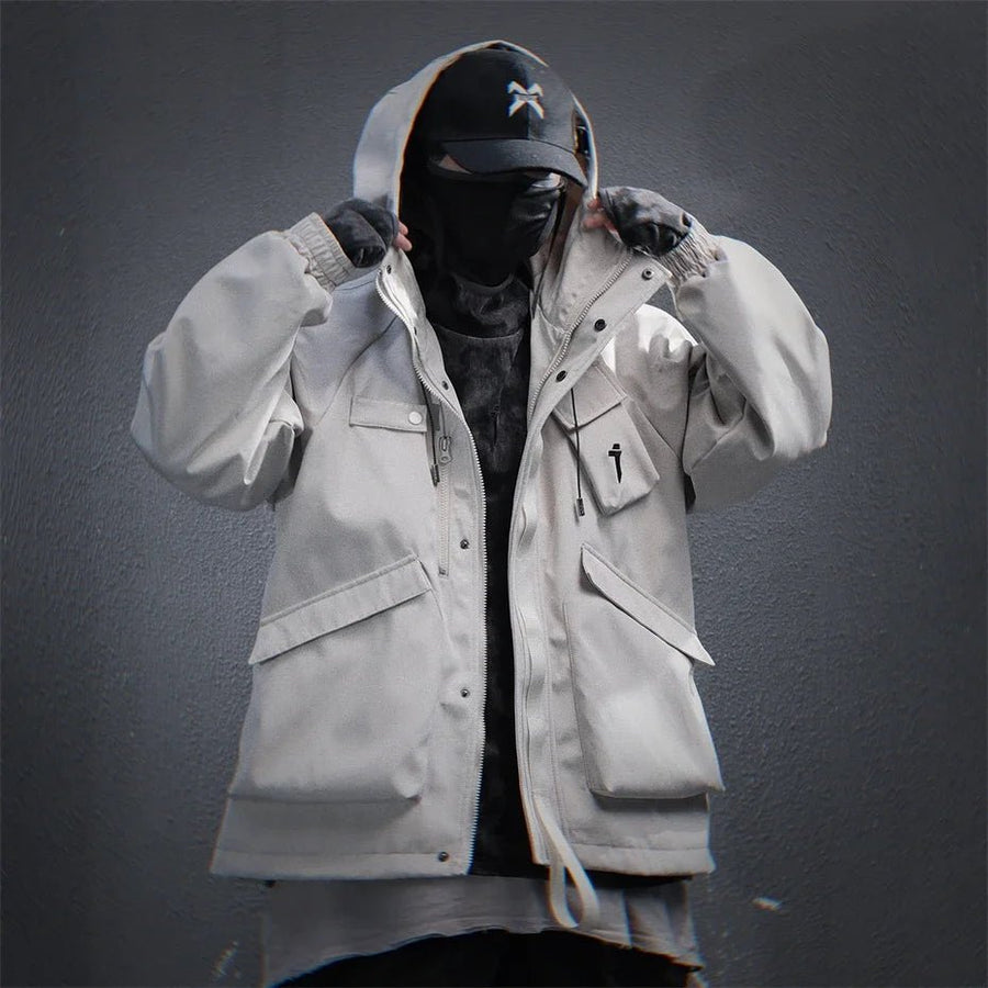 Windbreaker Berhud Pelbagai Poket Taktikal Techwear untuk Lelaki — Pengikat zip berfungsi