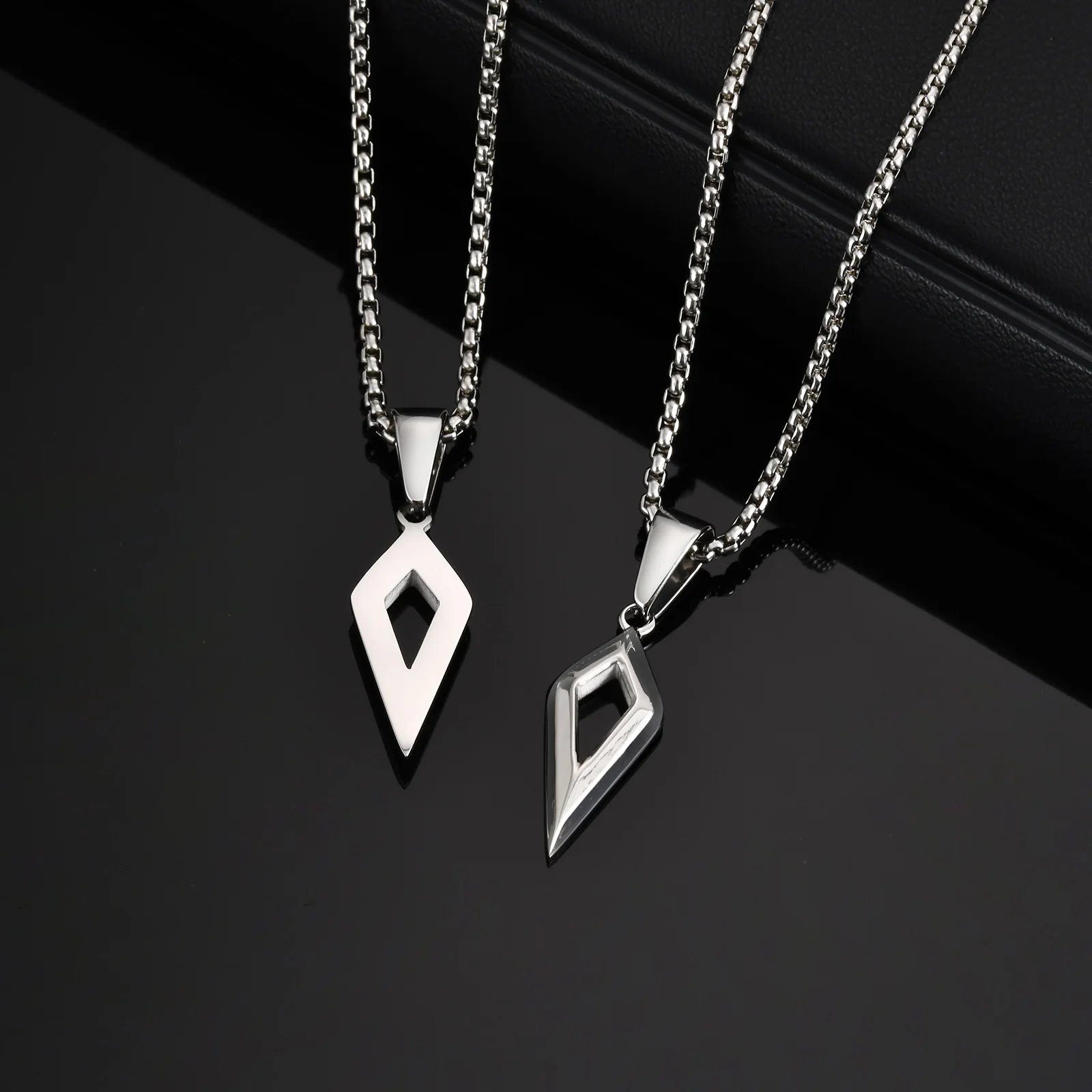Modern Beveled Star Chain Necklace - ATLAS 1