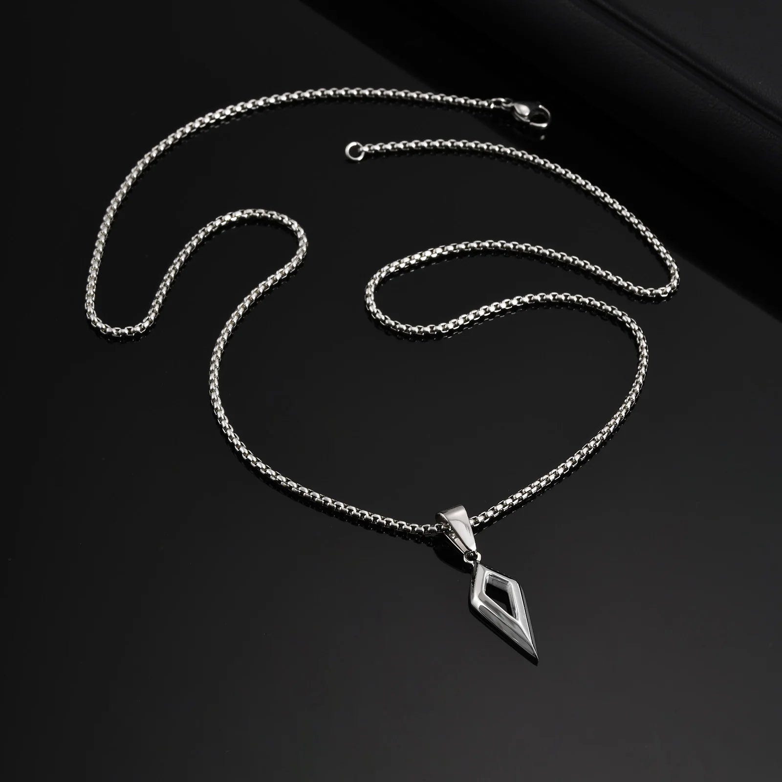 Modern Beveled Star Chain Necklace - ATLAS 1