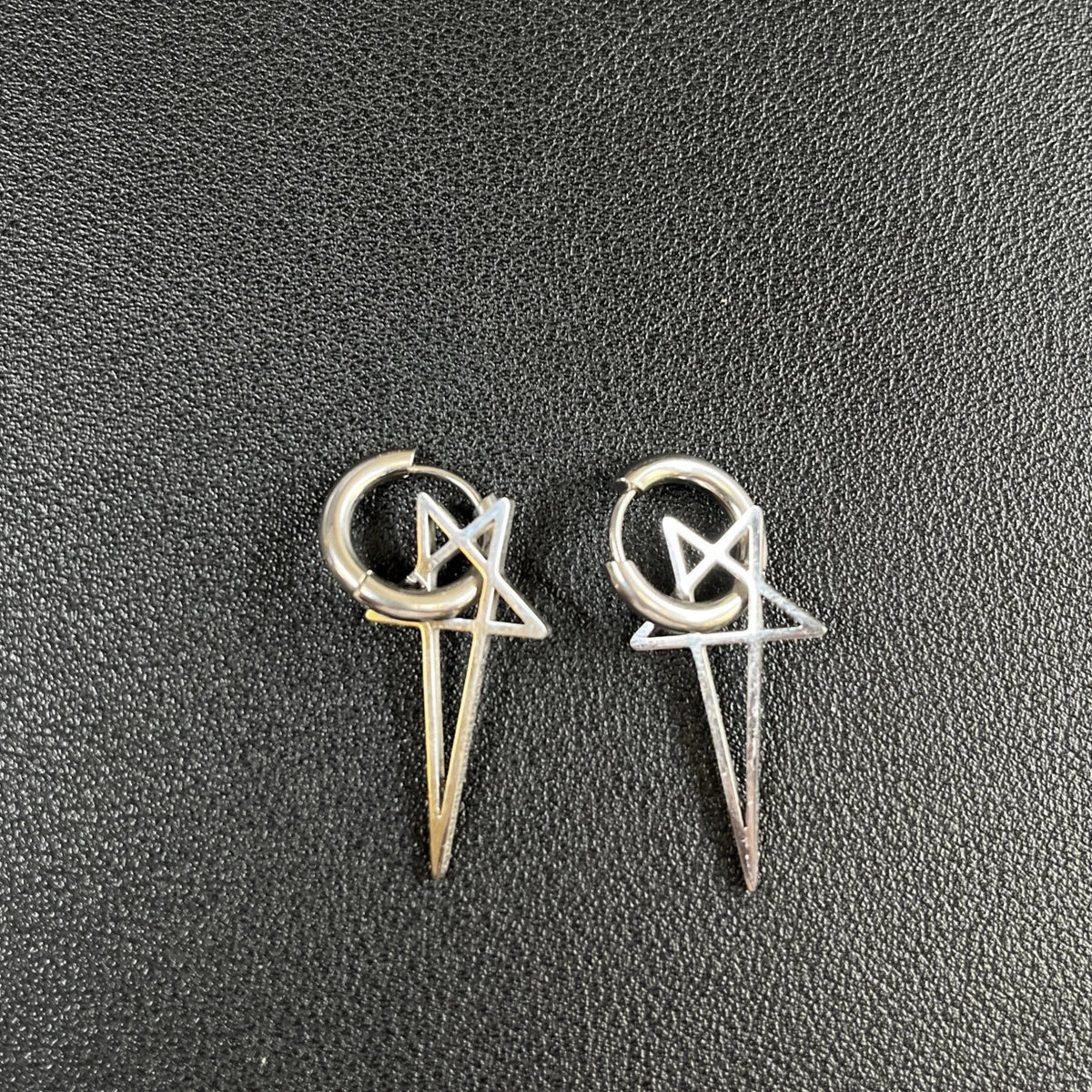 Punk Grunge Rivet Chain Drop Earrings - ATLAS 1