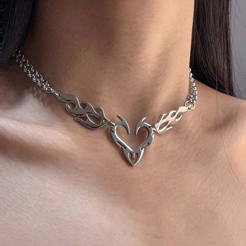 Silver Thorn Heart Choker Necklace - ATLAS 1