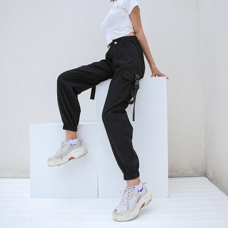 Cargo Pants Streetwear Techwear con Cinghie Donna — Chiusura funzionale con cerniera
