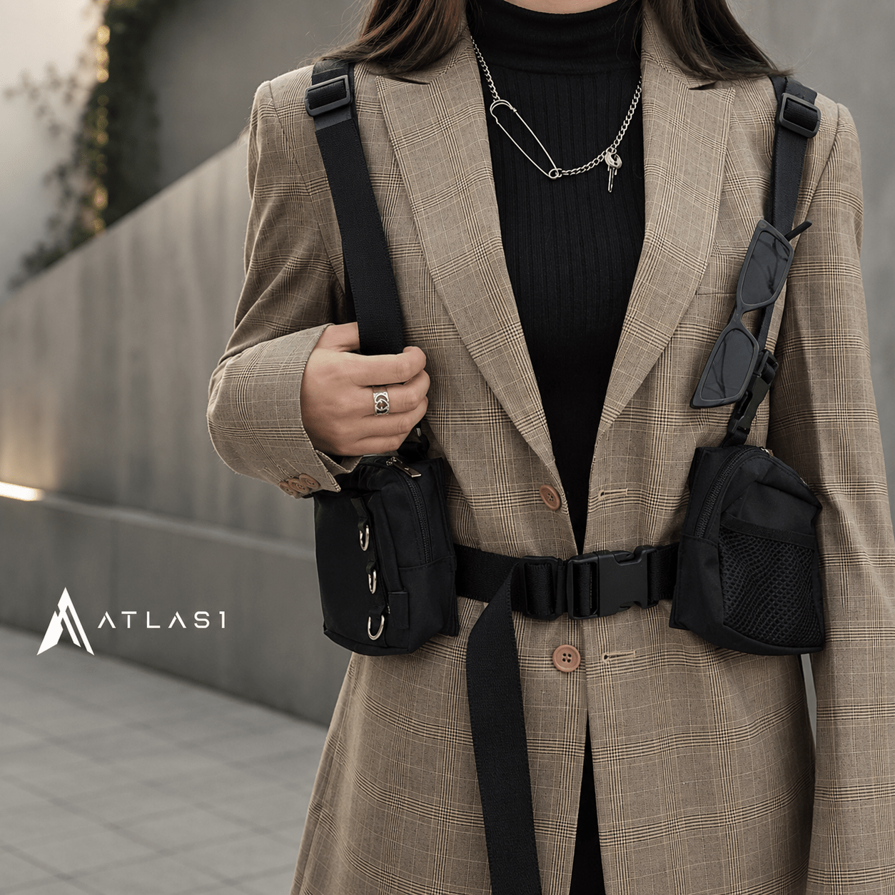 Techwear Adjustable Harness with Two Detachable Bags - ATLAS 1