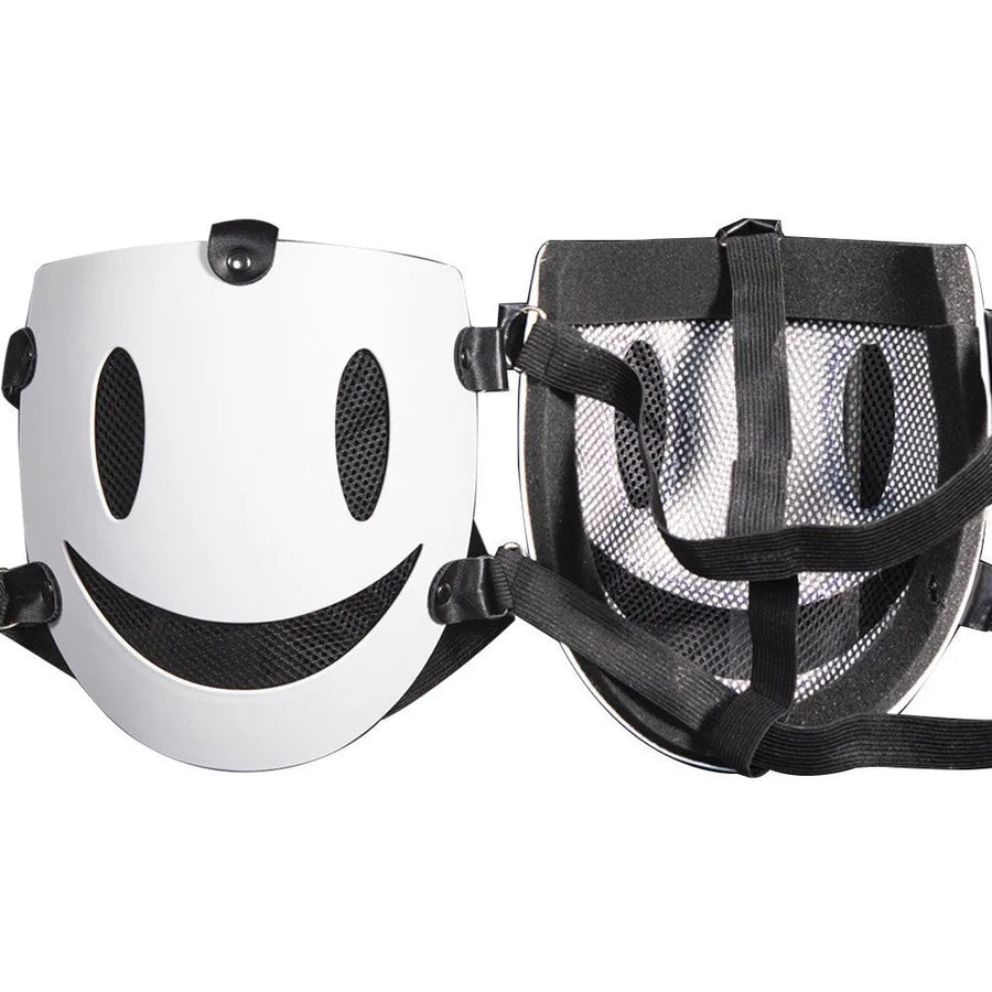 قناع cosplay أنيمي بابتسامة techwear — قناع بلاستيكي مصبوب