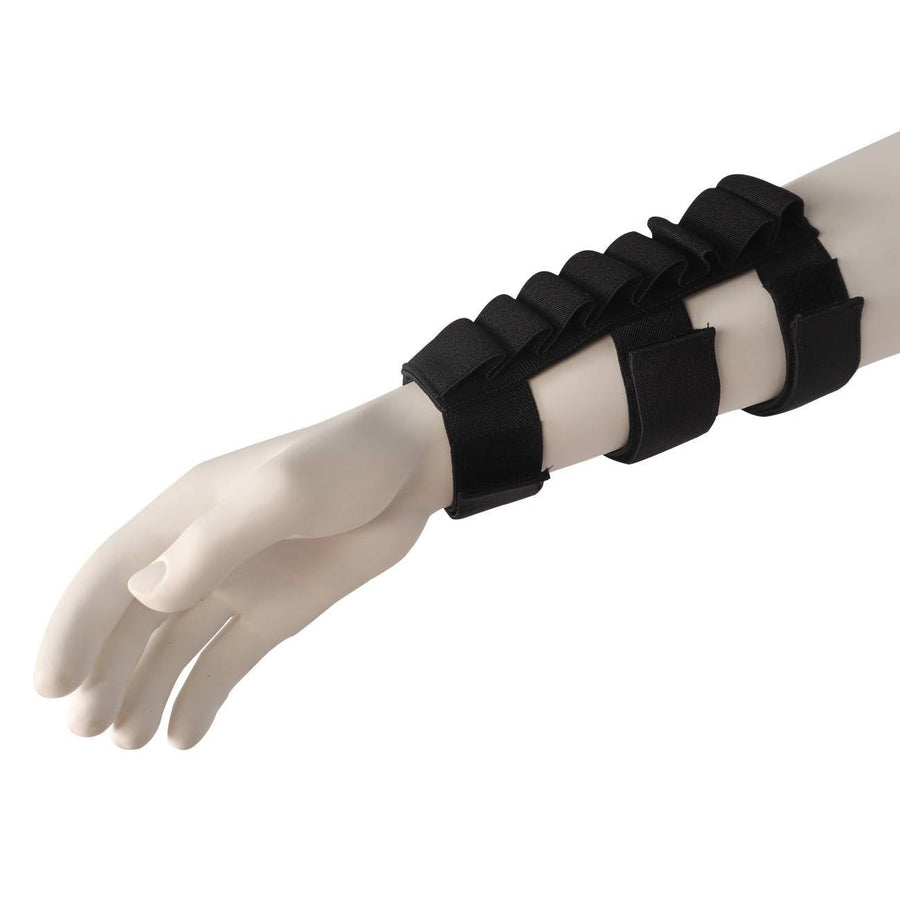 Techwear Dark Ninja Gloves — Straps along the forearm
