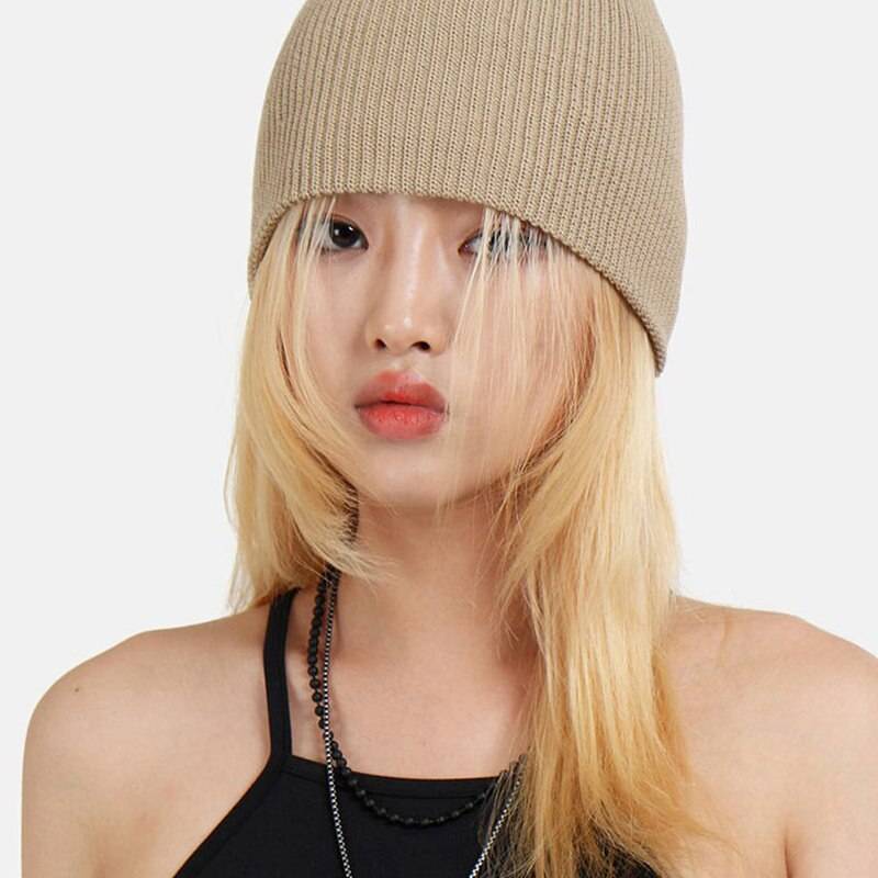 Beanie Techwear a Zucca Unisex in Maglia Tinta Unita — Design in tinta unita