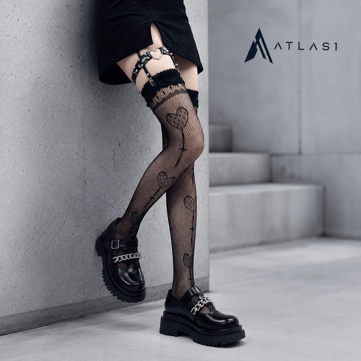 Women's Gothic Techwear Heart Patterned Stockings - ATLAS 1