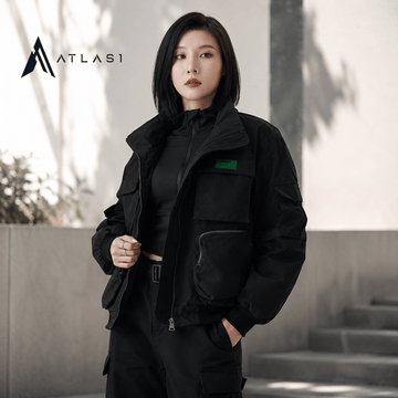Women's Solid Black Cargo Pockets Techwear Jacket - ATLAS 1