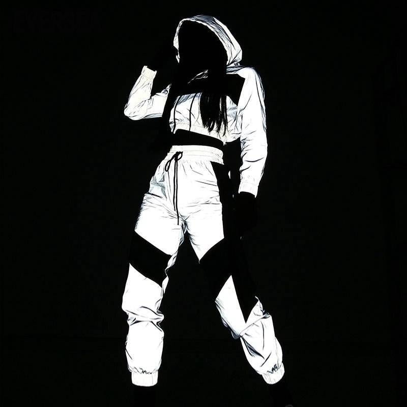 Women's Striped Reflective Techwear Crop Top and Joggers Set - ATLAS 1