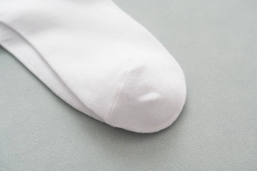 1 Pair New Men Cotton Sports Socks Breathable Compression Long Solid Black White Socks Summer Winter Tube Socks 13