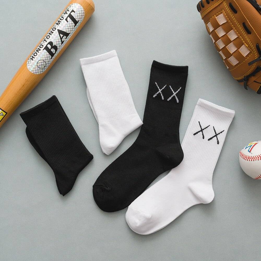 1 Pair New Men Cotton Sports Socks Breathable Compression Long Solid Black White Socks Summer Winter Tube Socks 7