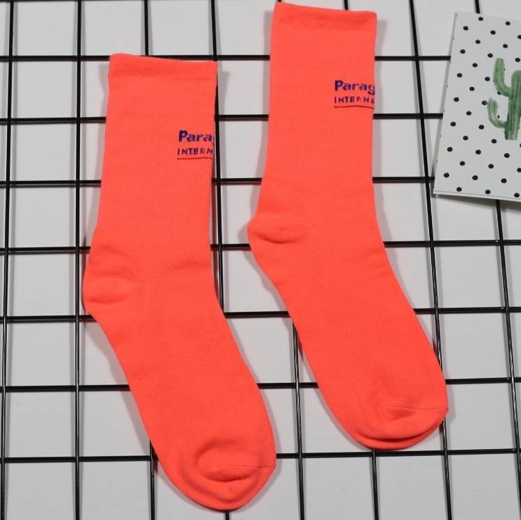 2019 new fluorescent color green socks ins Harajuku style men and women in the tube socks street shooting stockings tide 13