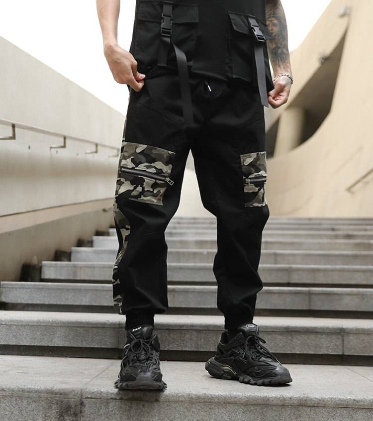 Men8217s Camouflage Detail Techwear Cargo Pants 4